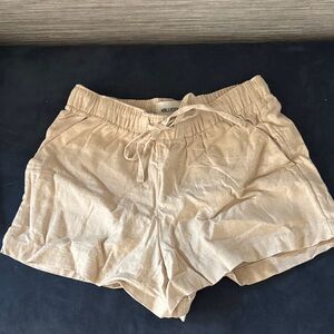 Hollister Women's Linen Beige Shorts